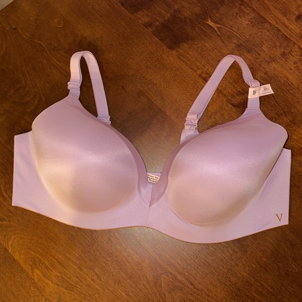 Victoria Secret Wireless T-Shirt Bra